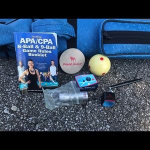 LUCASI HYBRID POOL CUE with accessories